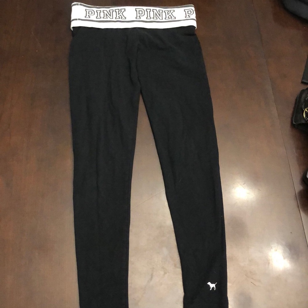 PINK Victoria’s Secret yoga pants
